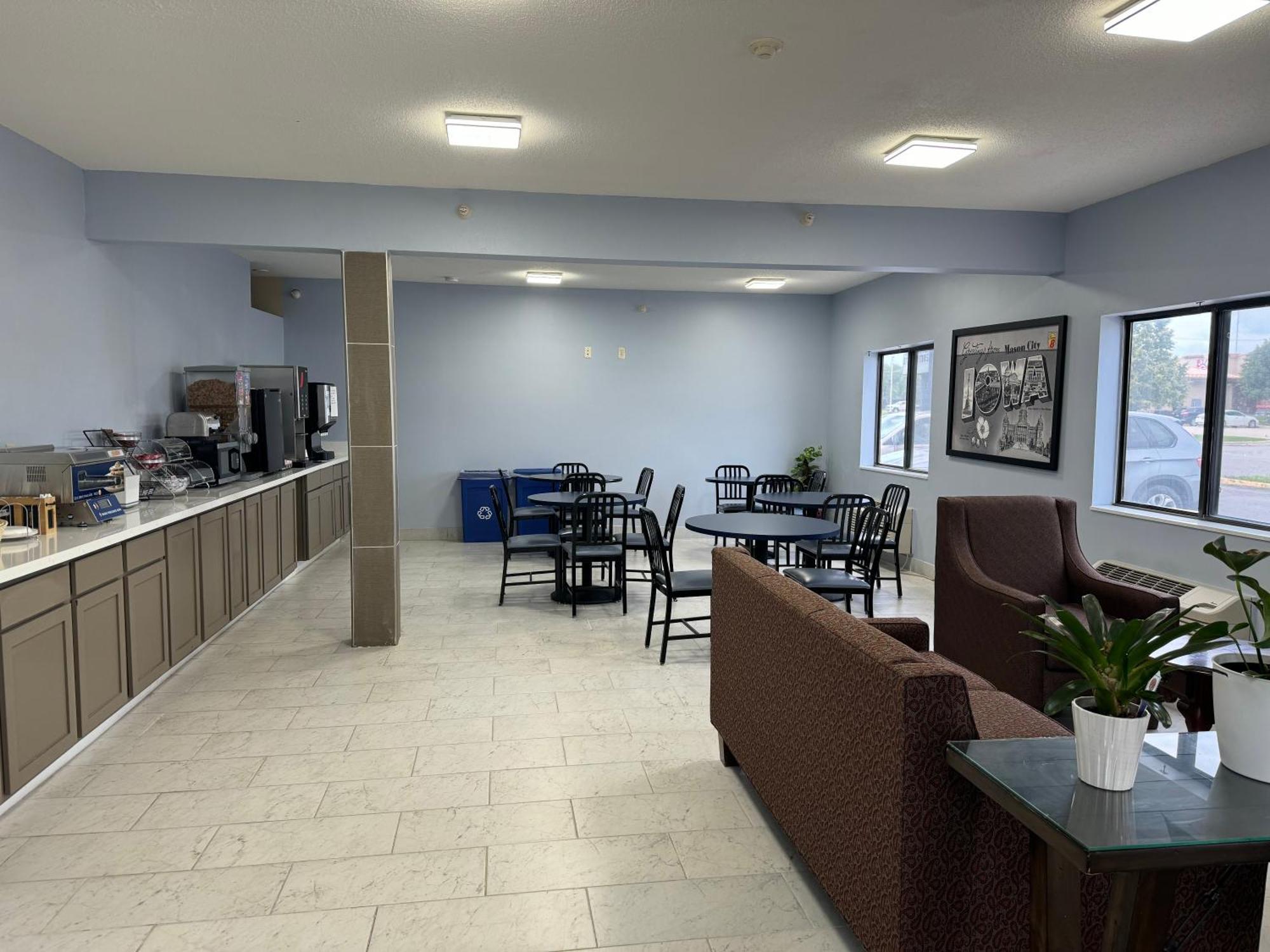 Super 8 By Wyndham Mason City Zewnętrze zdjęcie
